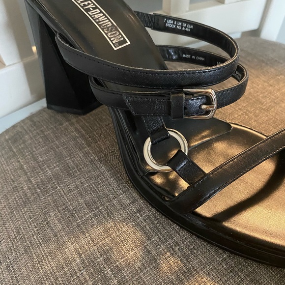 Harley Davidson leather heels - Picture 2 of 5
